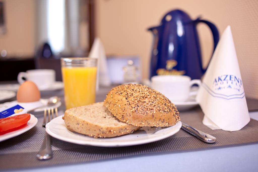 Akzent Hotel Torgauer Hof Зиндельфинген Экстерьер фото
